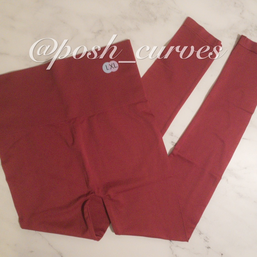 Zenana Seamless High-Waist Tummy Control Leggings: Cabernet Red | Size L/XL NWT. - Picture 3 of 10
